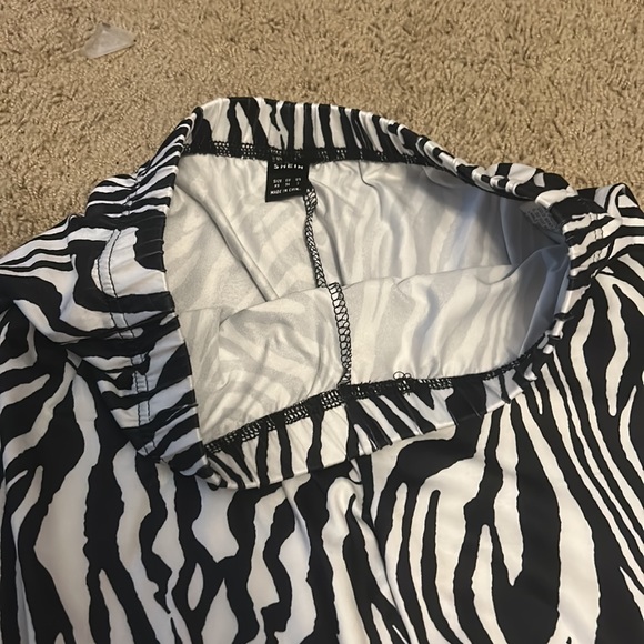 NWOT Zebra Print Flare Pants - Picture 3 of 5